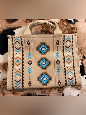 Wrangler Beige Aztec Pattern Canvas Tote Bag with Turquoise Accents
